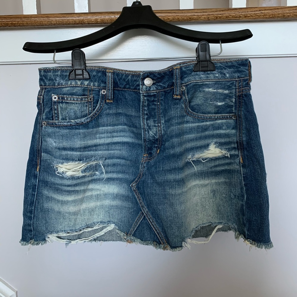 Distressed Hi-Rose Festival Mini Skirt